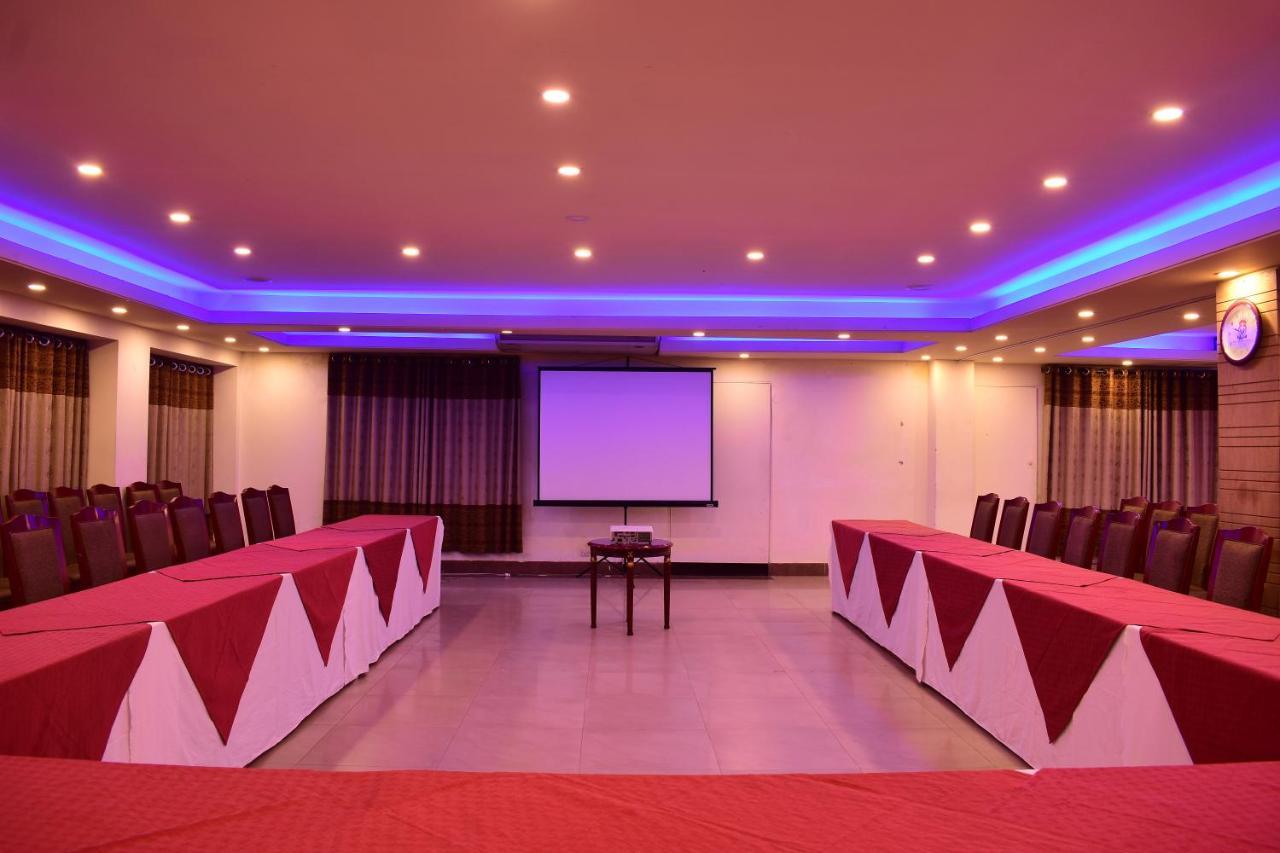 Hotel Metro International Sylhet Exteriör bild