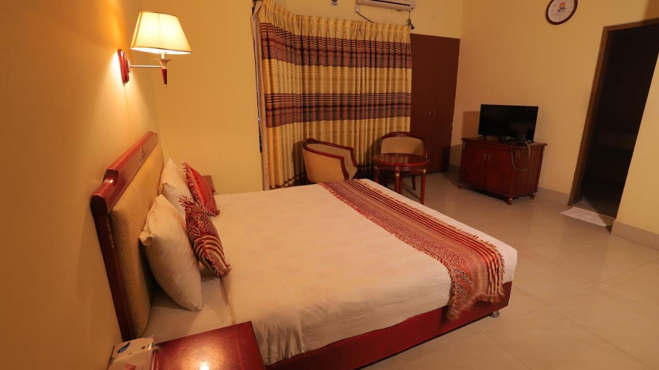 Hotel Metro International Sylhet Exteriör bild