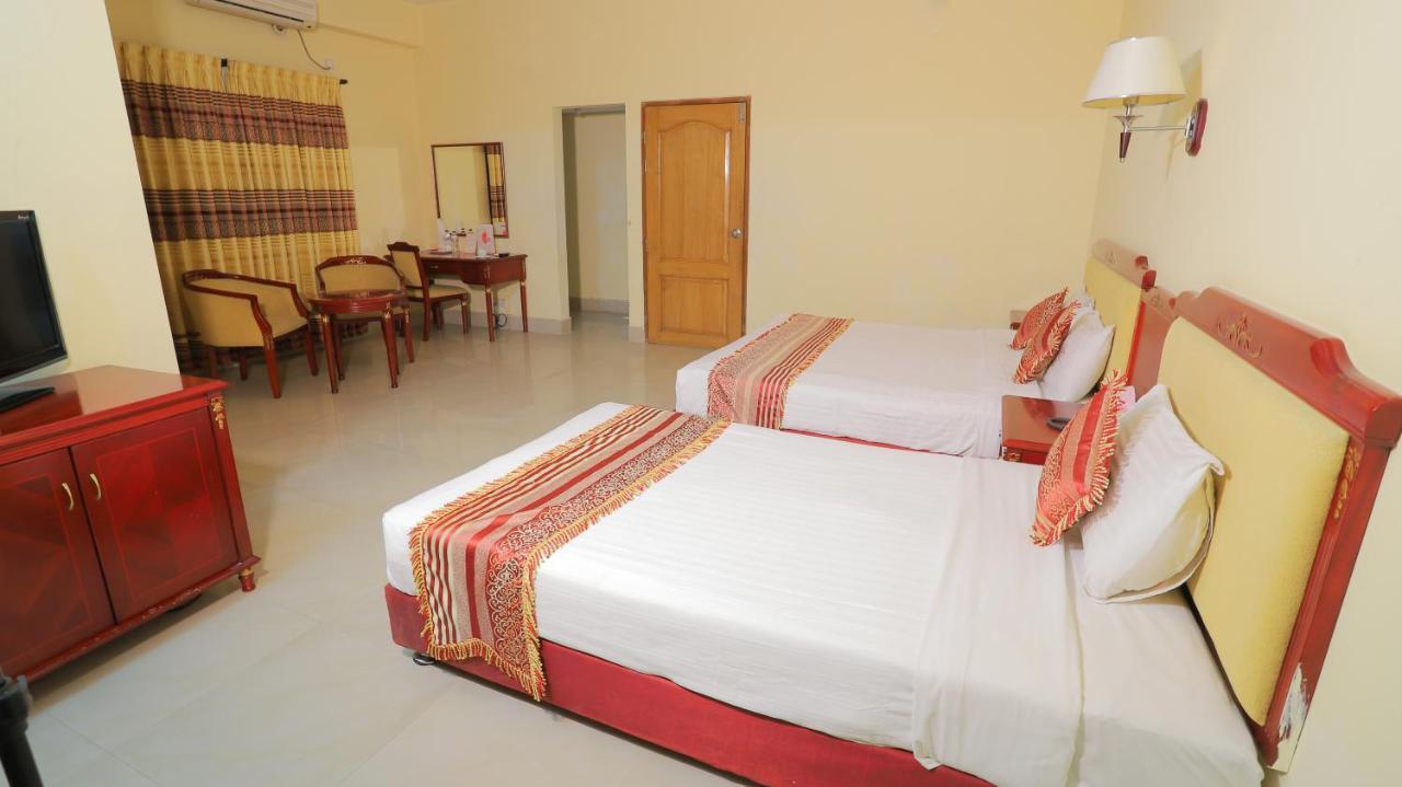 Hotel Metro International Sylhet Exteriör bild