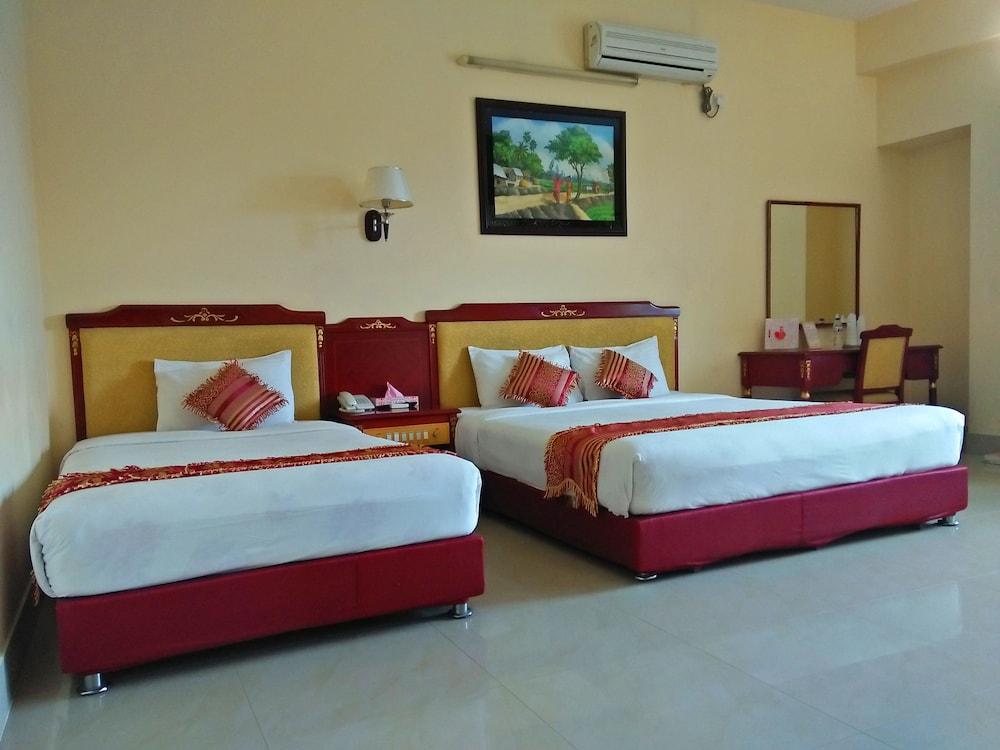 Hotel Metro International Sylhet Exteriör bild