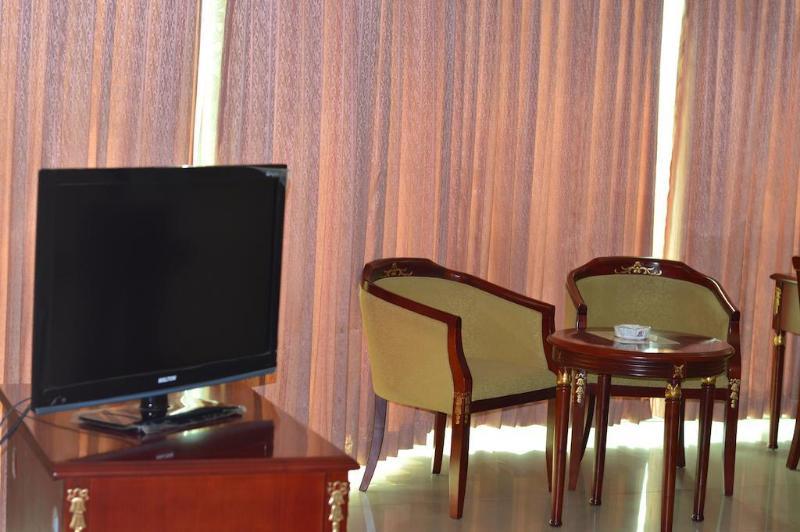 Hotel Metro International Sylhet Exteriör bild