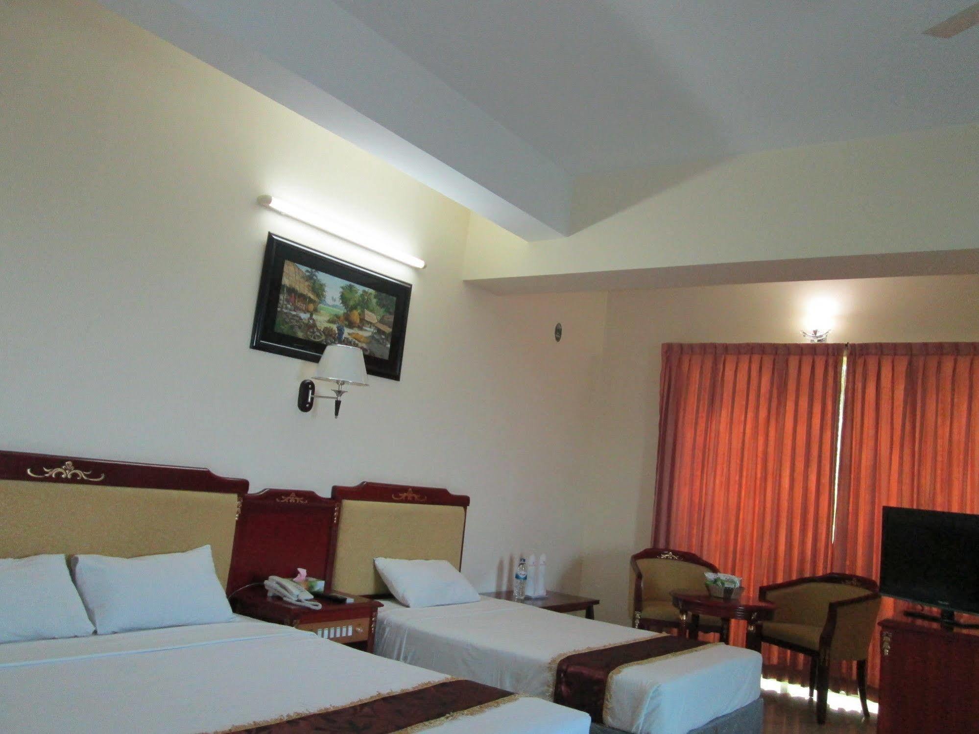 Hotel Metro International Sylhet Exteriör bild